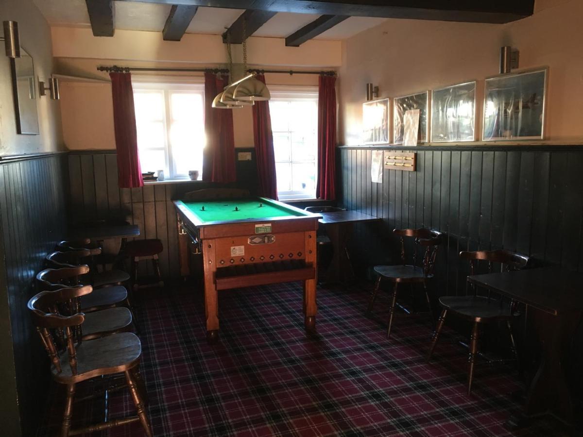 The White Hart Pub And Rooms Cranleigh Buitenkant foto