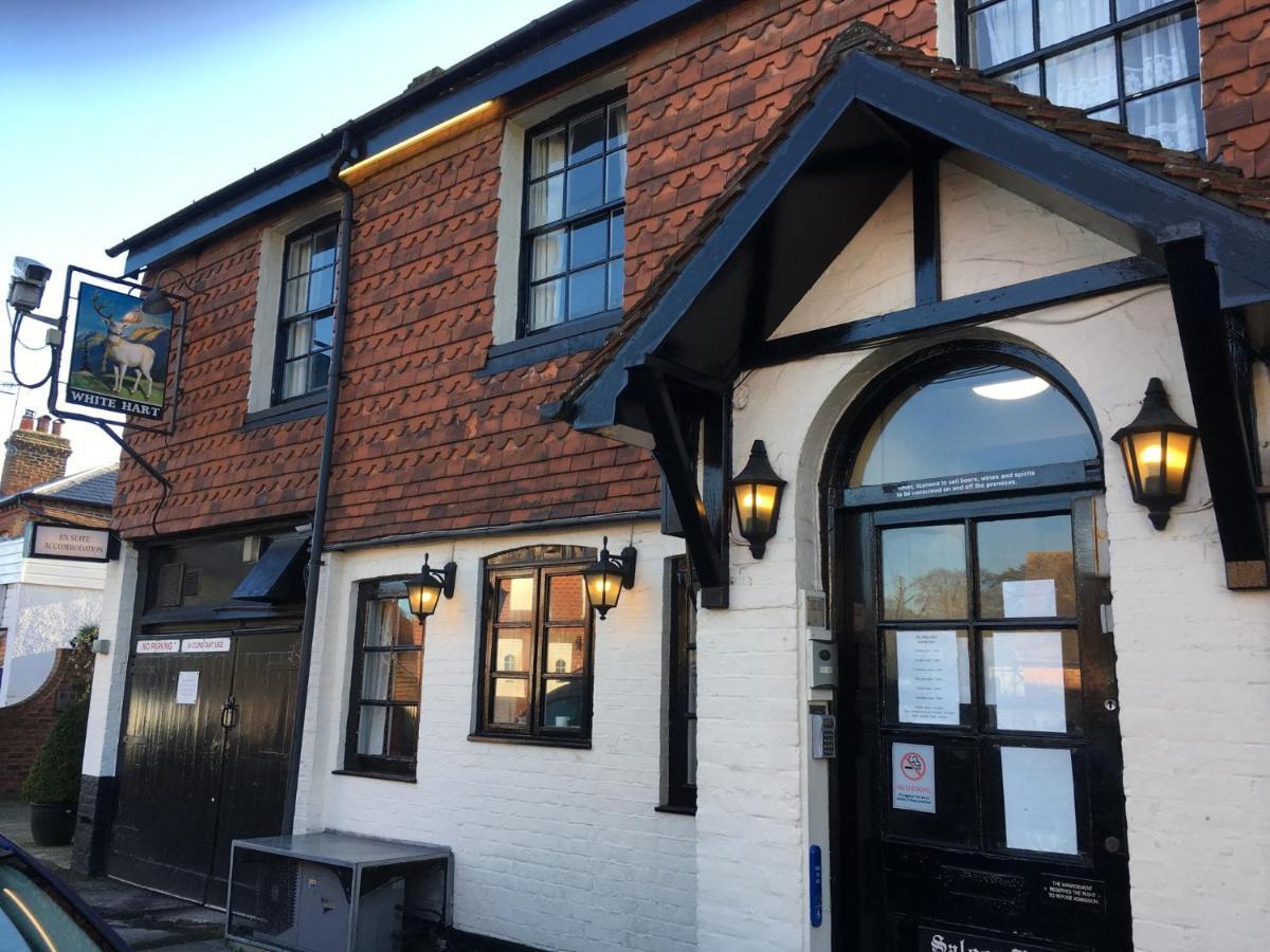 The White Hart Pub And Rooms Cranleigh Buitenkant foto