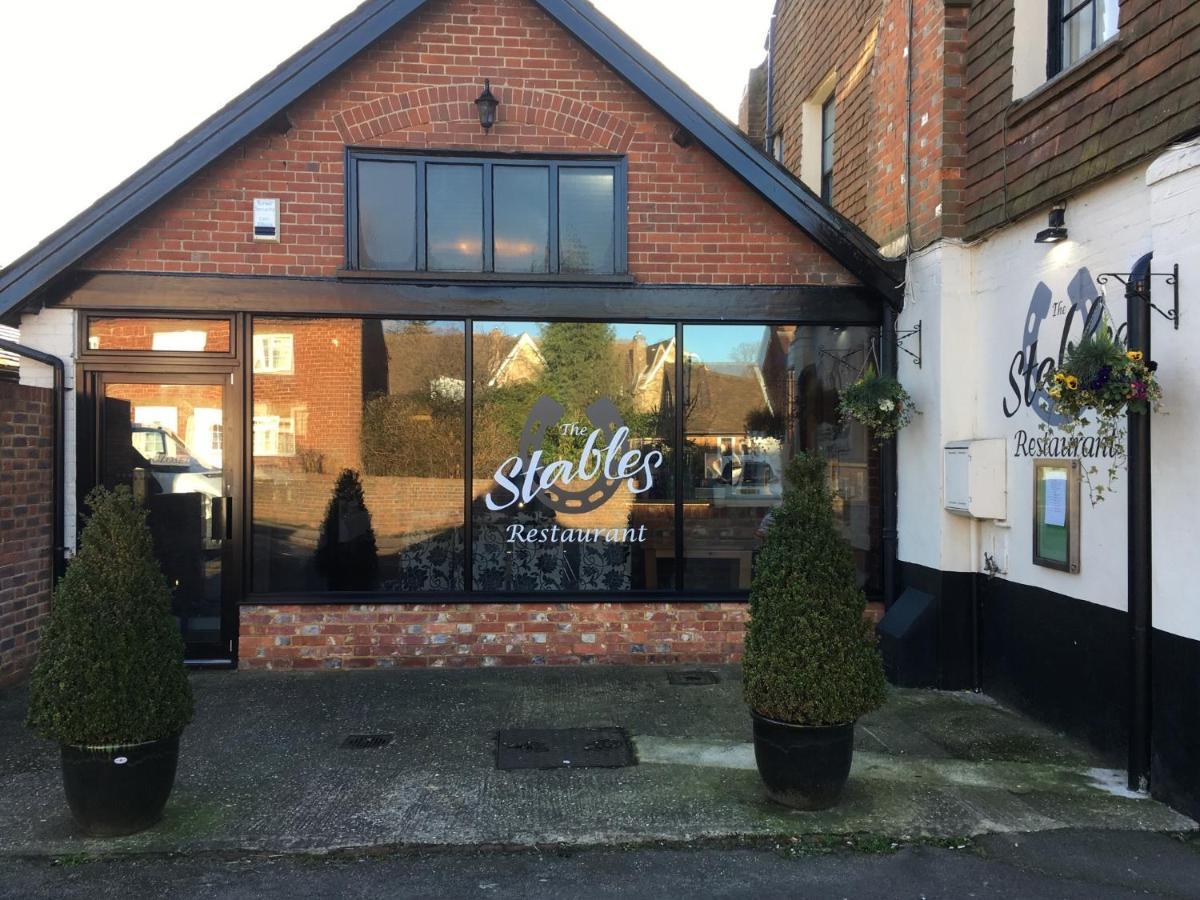 The White Hart Pub And Rooms Cranleigh Buitenkant foto